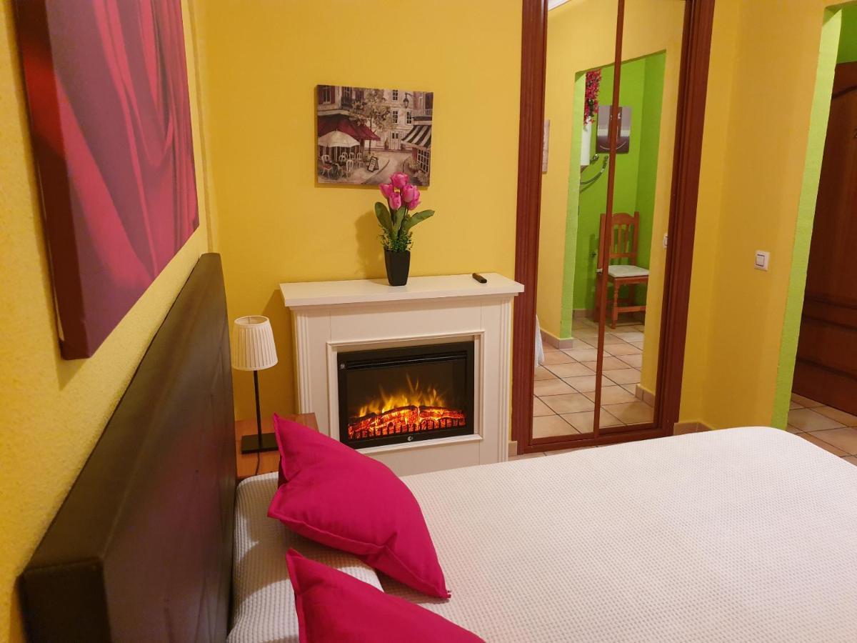 Apartamentos Dana Sol Madrid Ngoại thất bức ảnh
