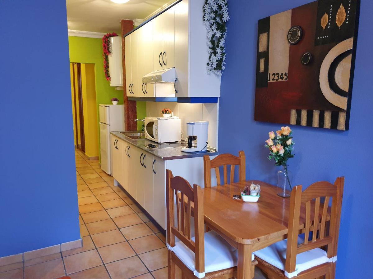 Apartamentos Dana Sol Madrid Ngoại thất bức ảnh